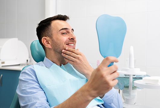 with cerec crowns, you can get a teeth replacement that looks natural and fits perfectly 2